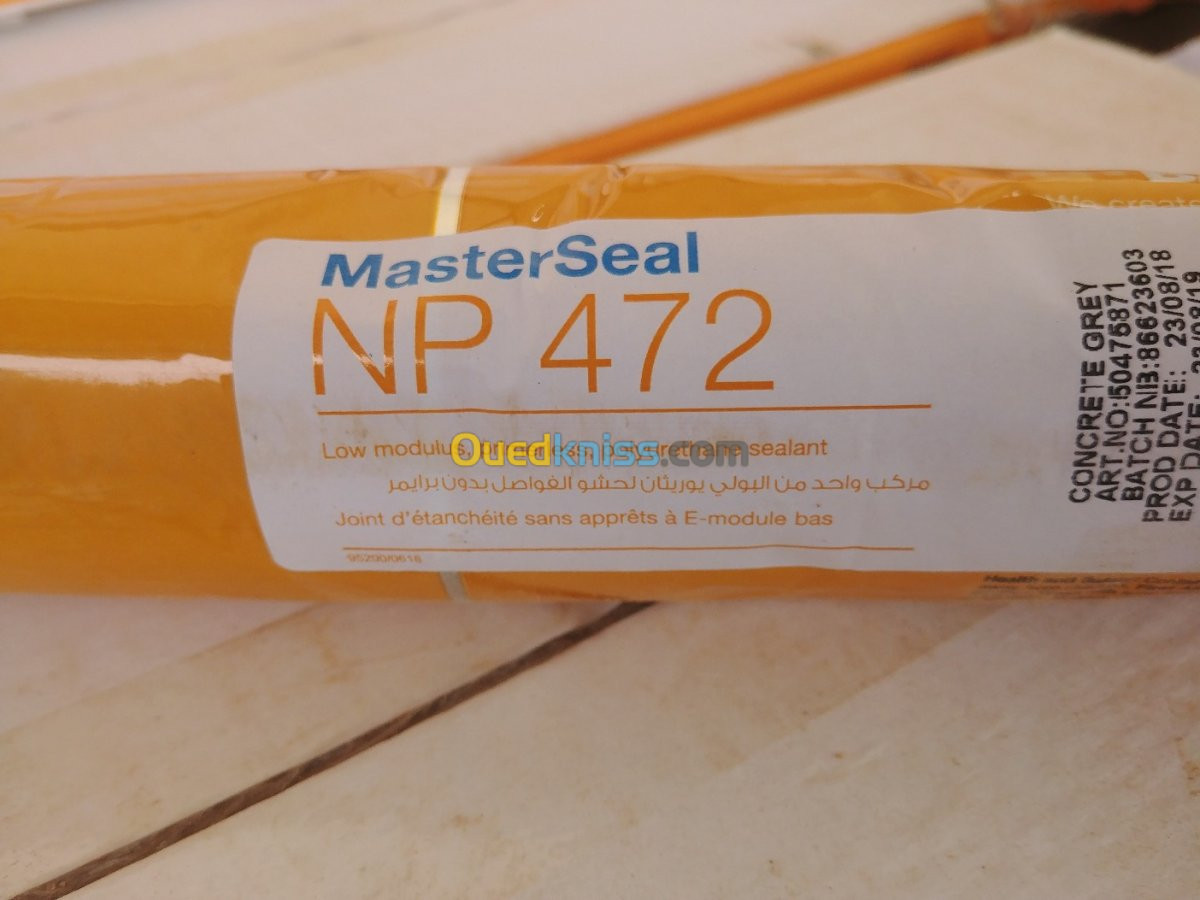 Masterseal 472 et fond de joint