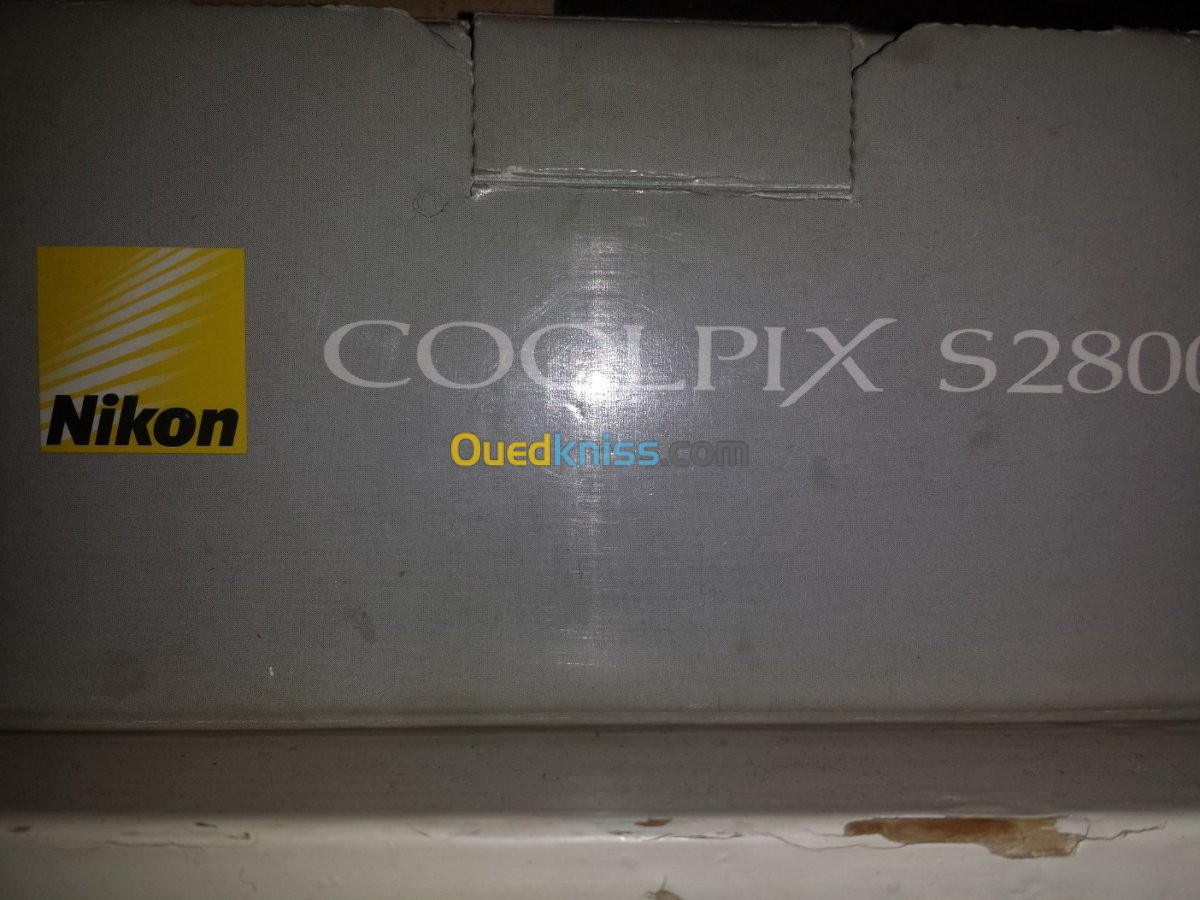 coolpix s2800