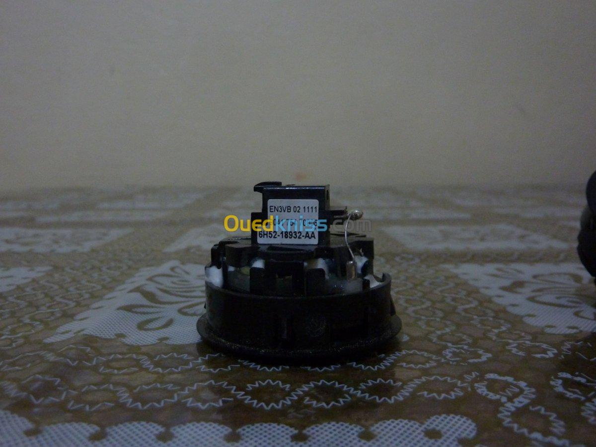 Lot de baffles ORIGINAUX Batna Algérie