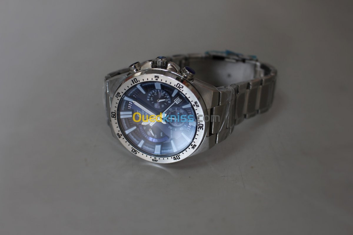 CASIO EDIFICE EFR-563D-2AV Bleue