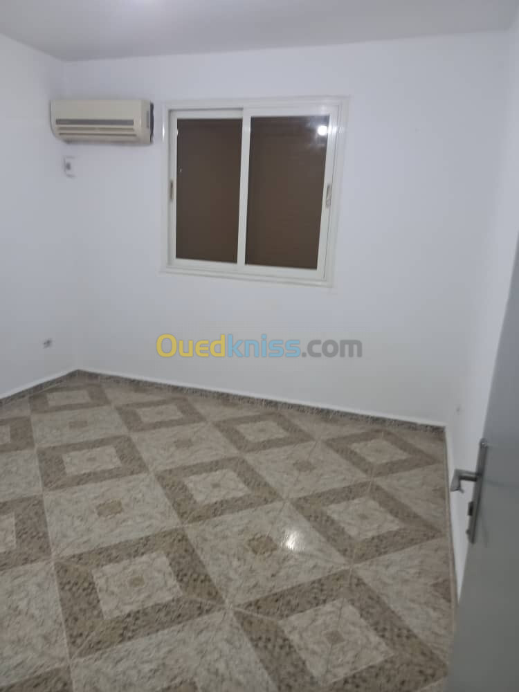 Location Appartement F4 Alger Bab ezzouar