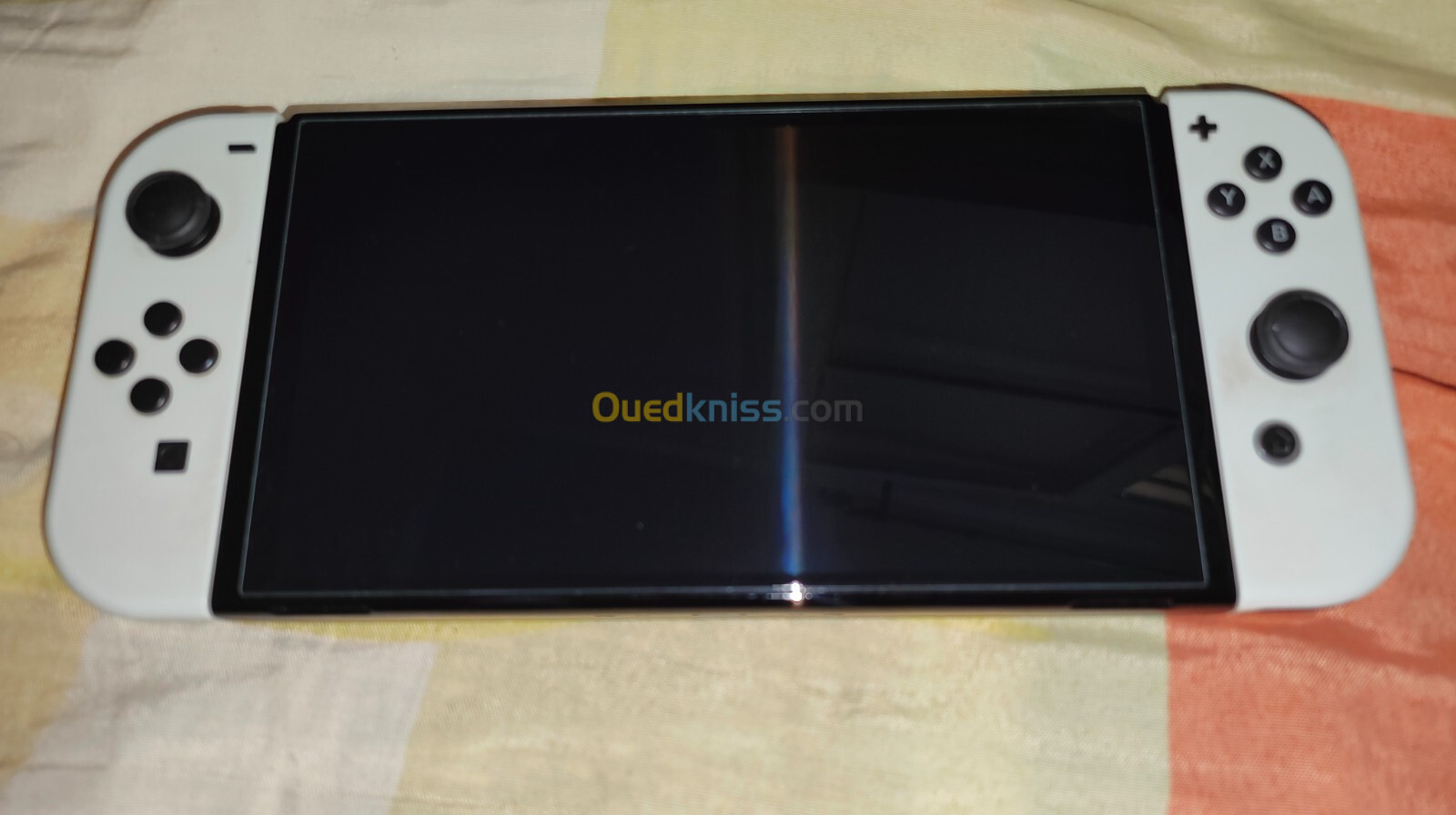 Nintendo switch oled sans accessoires 