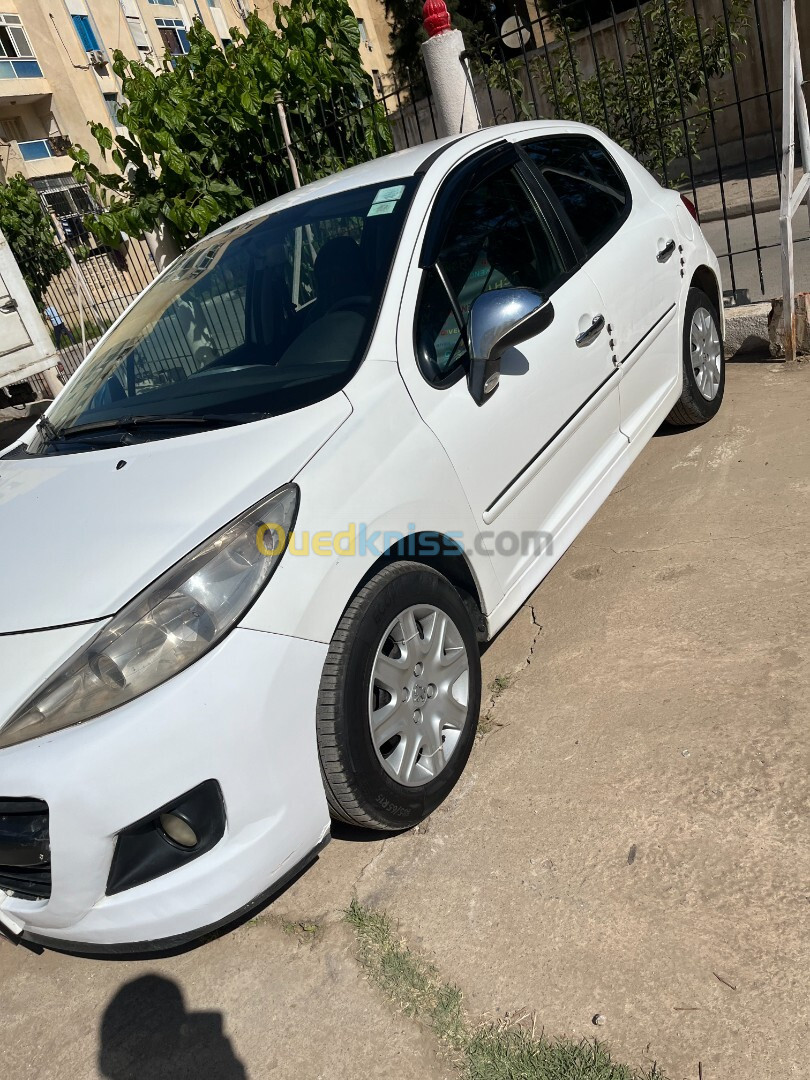 Peugeot 207 2012 207