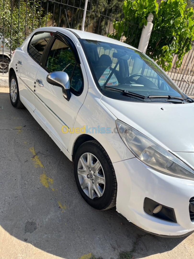 Peugeot 207 2012 