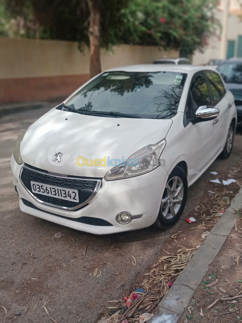 Peugeot 208 2013 Allure