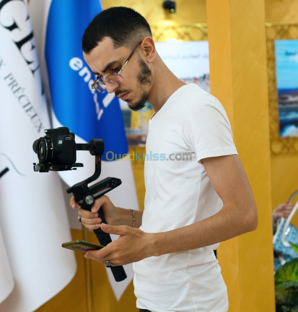 Photographe مصور و ممنطج