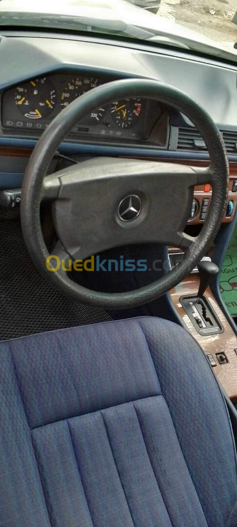 Mercedes Classe E 1985 Classe E