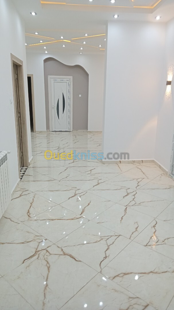 Location Appartement F4 Alger Zeralda