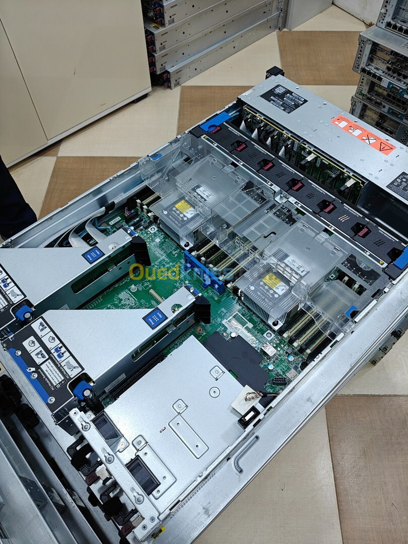 Serveur HP g10 dl380