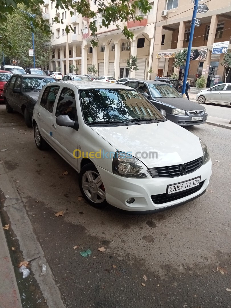 Renault Clio Campus 2012 Bye bye