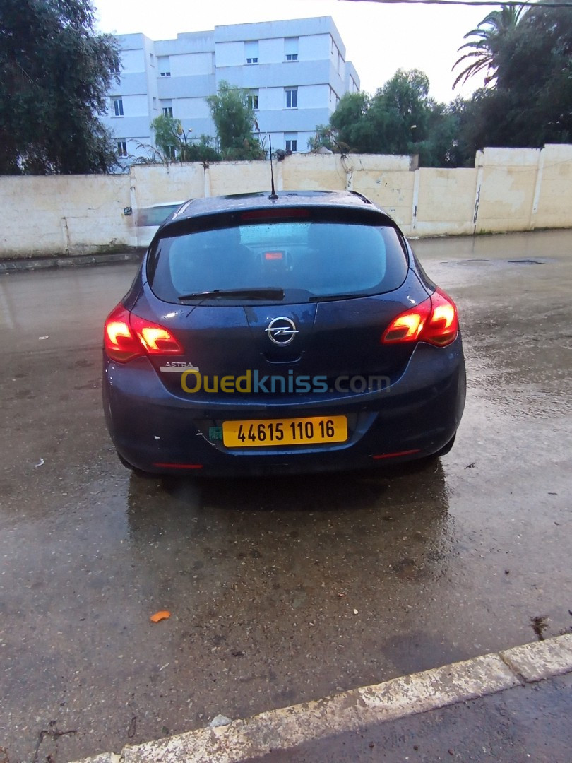 Opel Astra 2010 SPORT