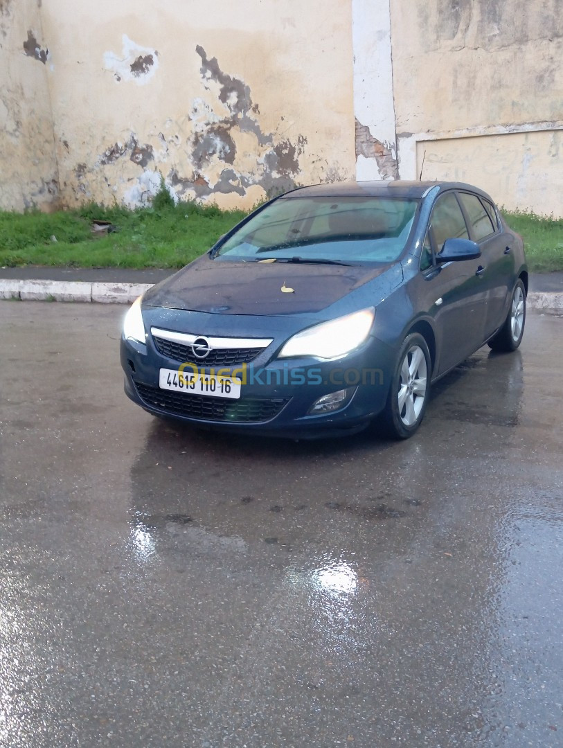 Opel Astra 2010 SPORT