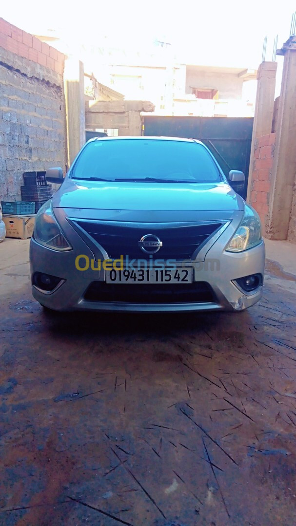 Nissan Sunny 2015 