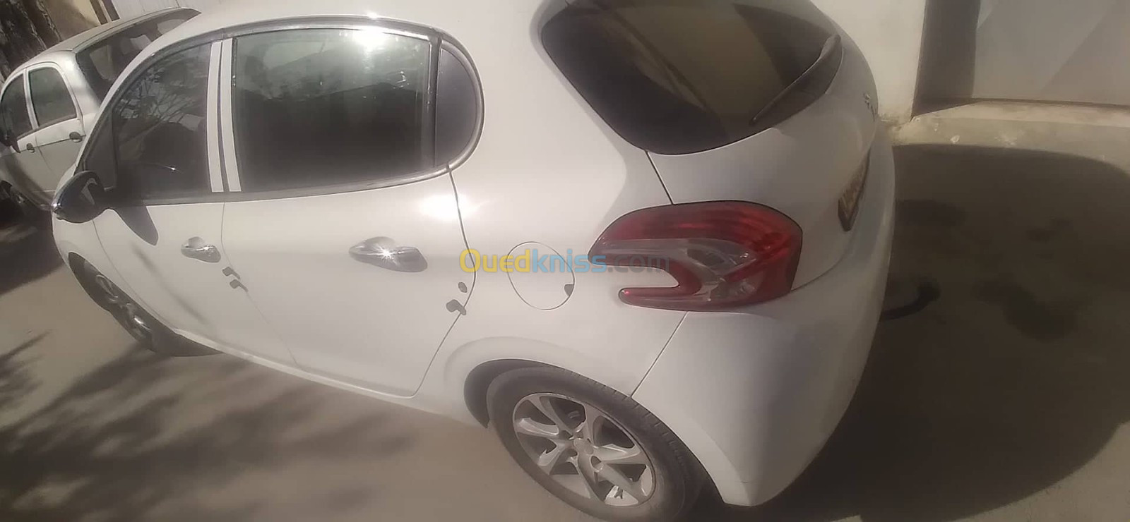 Peugeot 208 2015 208