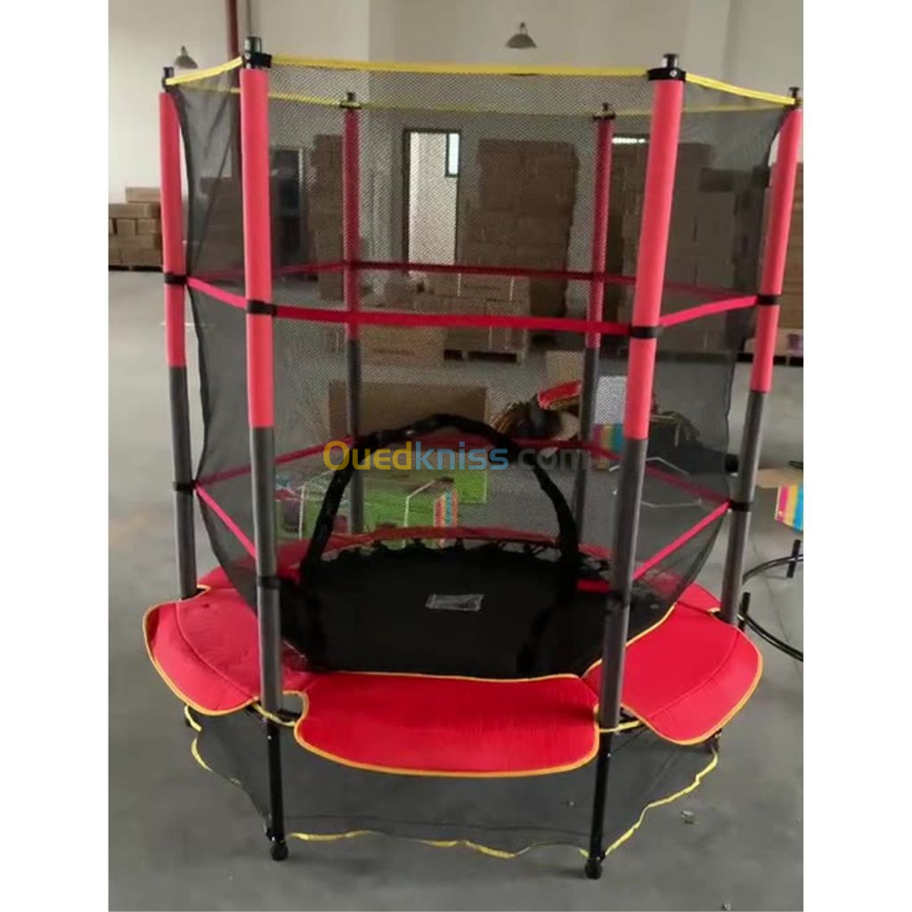   Trampoline créatif pour enfants  ترامبولين من الجودة العالية للأطفال للحظات لا تنسى التسلية