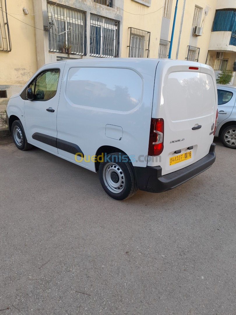 Fiat Doblo 2023 Active