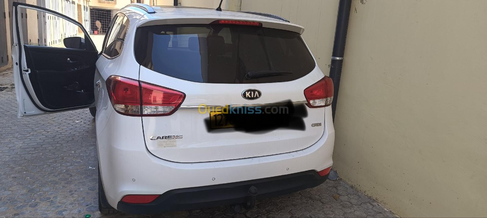 Kia Carens 2015 