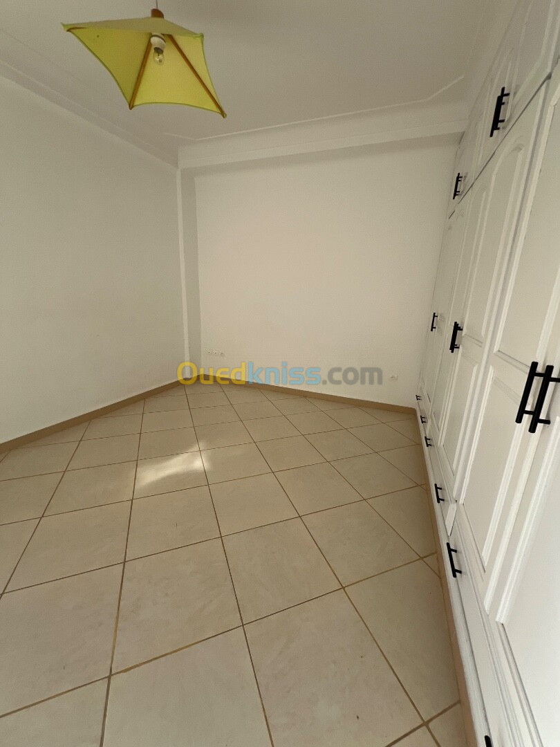 Location Appartement F4 Alger Ben aknoun