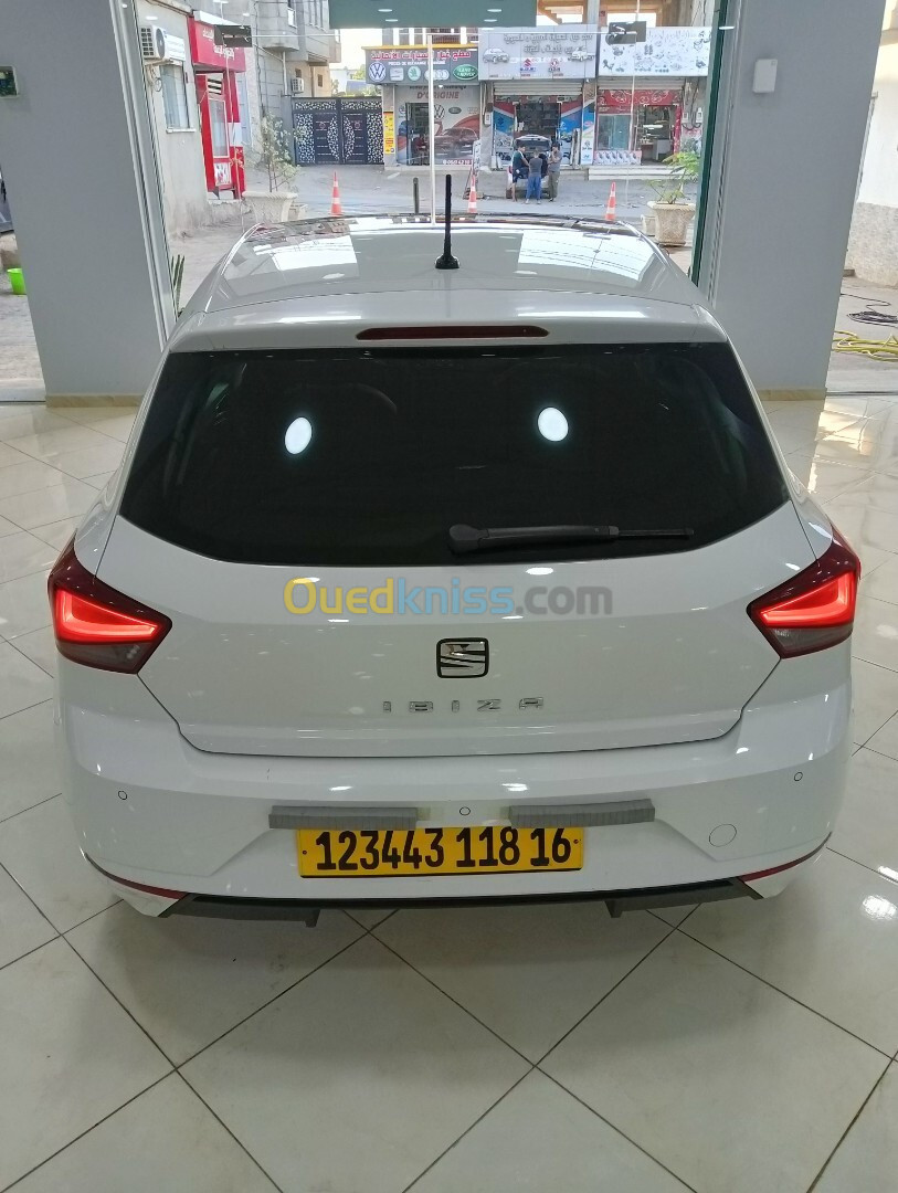 Seat Ibiza 2018 High blus