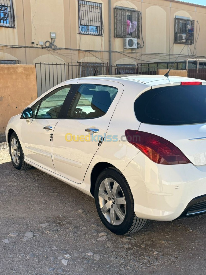 Peugeot 308 2012 