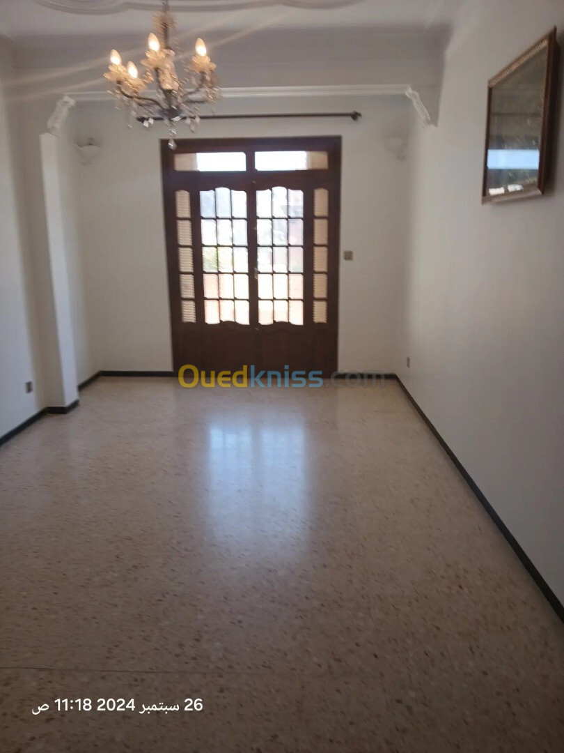 Location Niveau De Villa F04 Alger Bouzareah