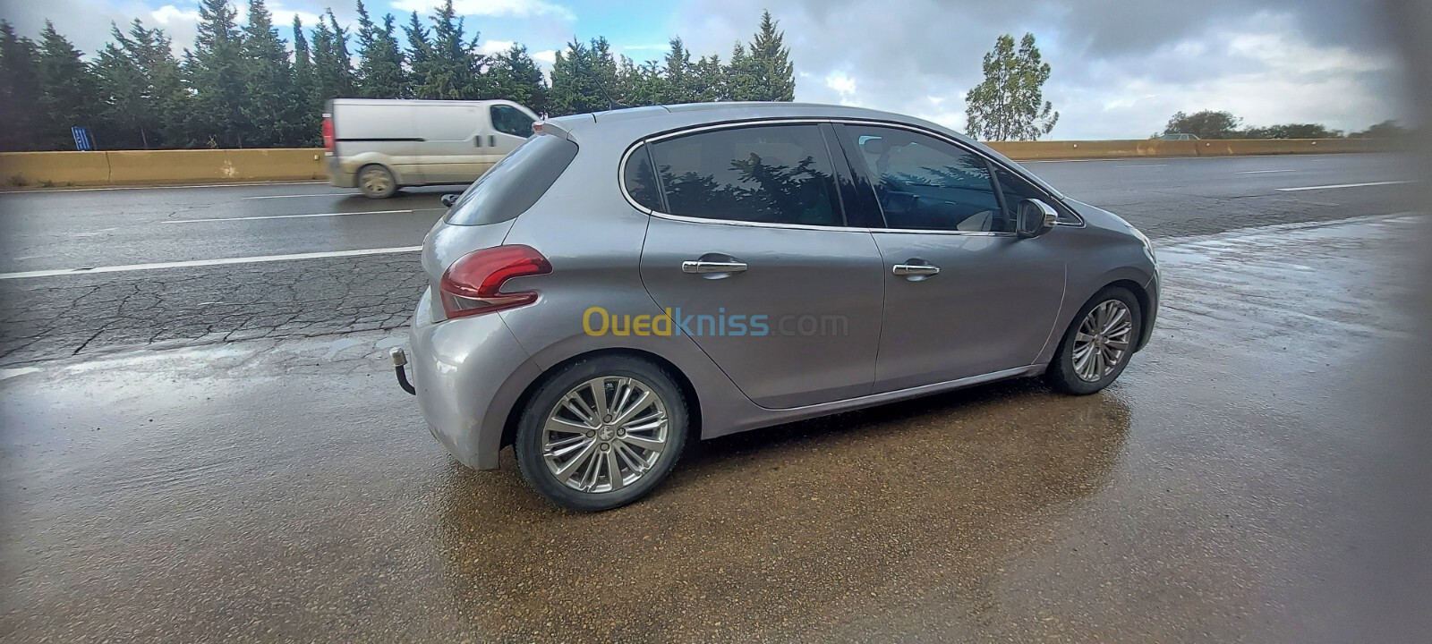 Peugeot 208 2019 Allure Facelift