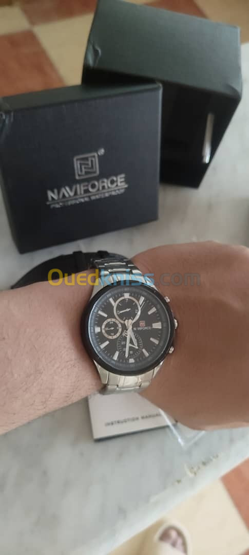 Naviforce discount montre originale