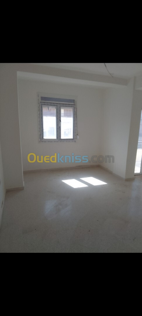 Location Appartement F4 Bouira Lakhdaria