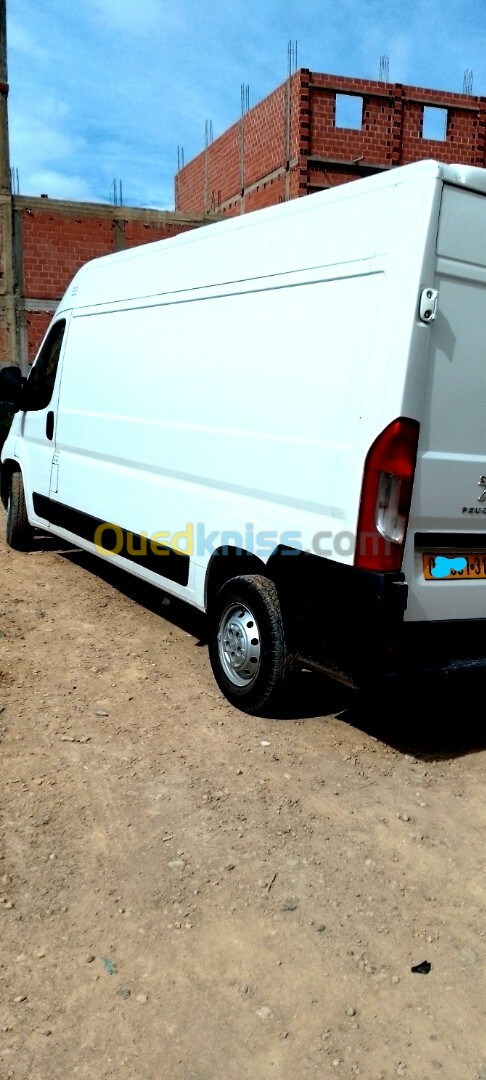 Peugeot Boxer feranse 2015