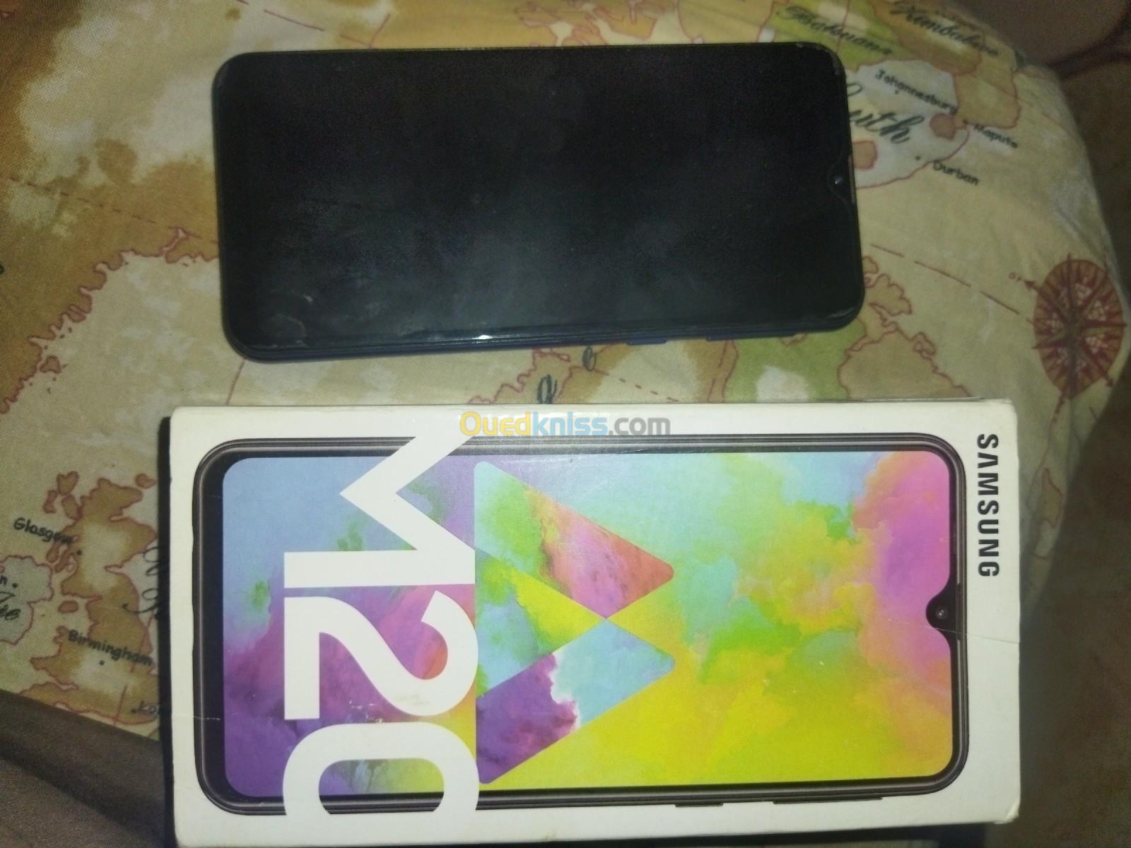 Samsung Galaxy M20