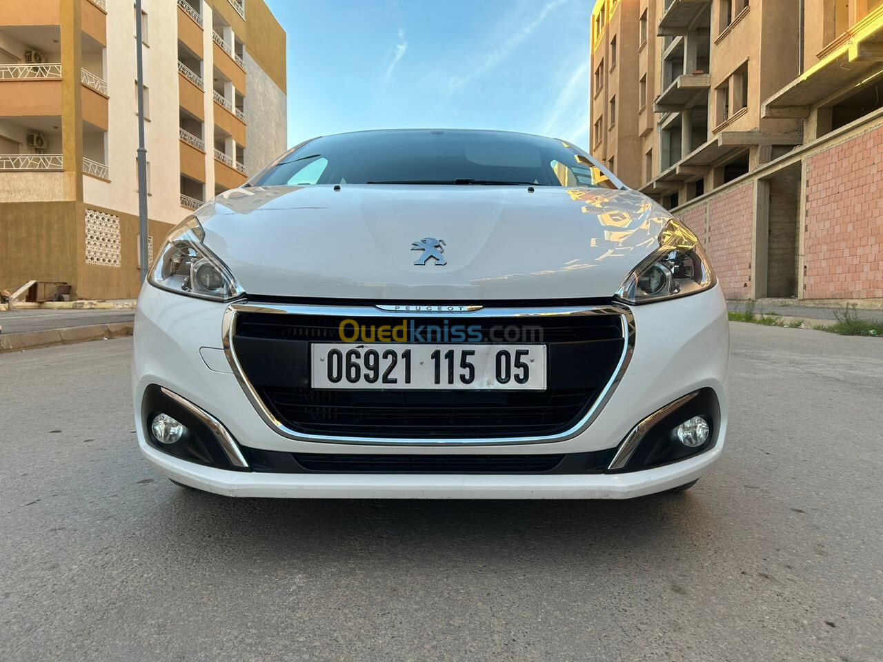 Peugeot 208 2015 Active Facelift