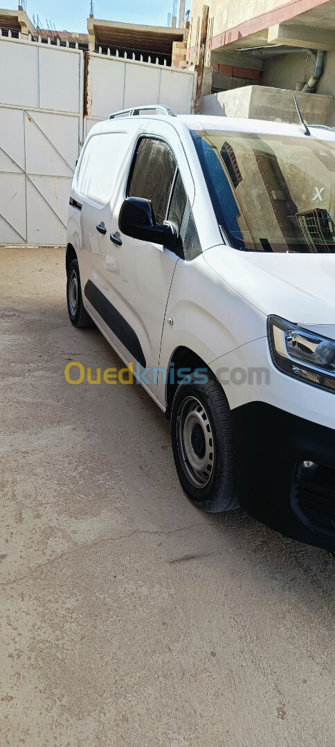 Fiat Doblo 2024 ايطالى