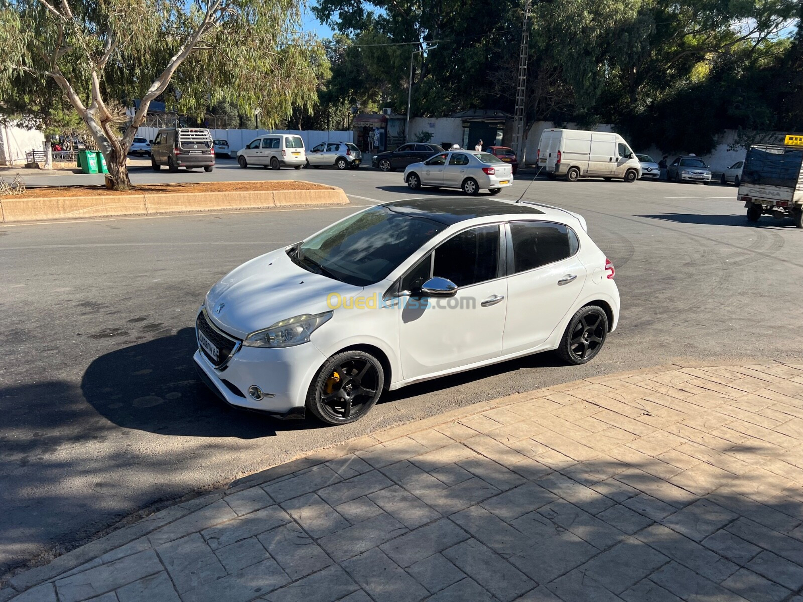 Peugeot 208 2014 Allure