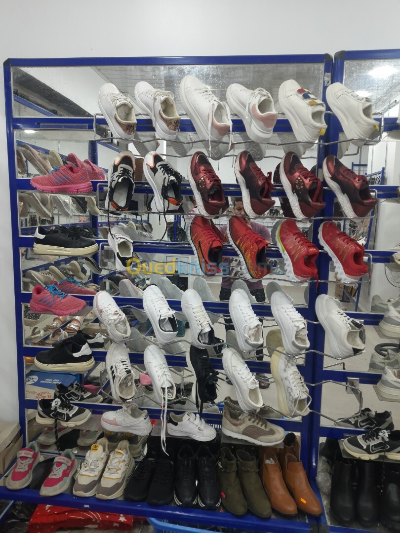 liquidation chaussures plus la vitrine 