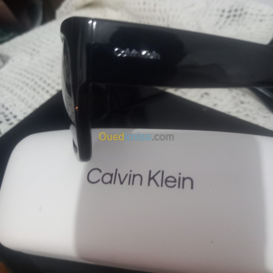 Lunettes de soleil calvin klein