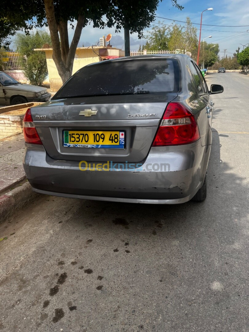 Chevrolet Aveo 5 portes 2009 La base