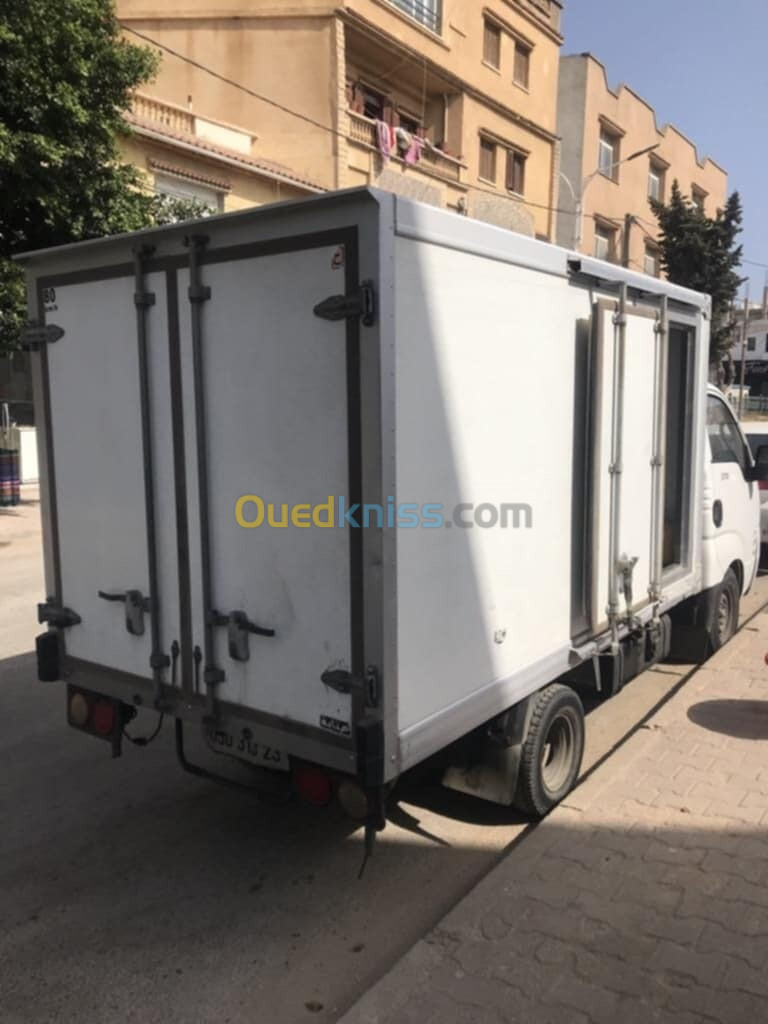 Kia 2700 2013 kia 2700 frigo