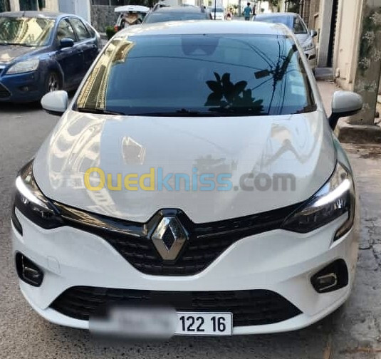 Renault Clio 5 2022 Business+