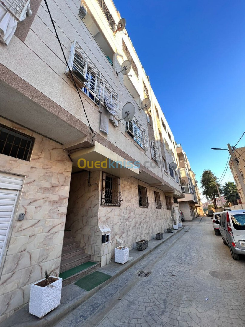 Vente Appartement F4 Alger Bordj el bahri