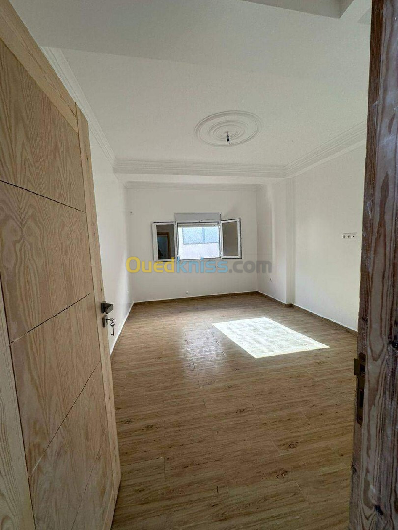 Vente Appartement F4 Alger Bordj el bahri