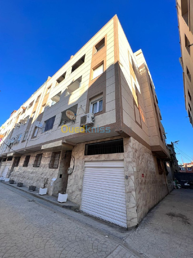 Vente Appartement F4 Alger Bordj el bahri