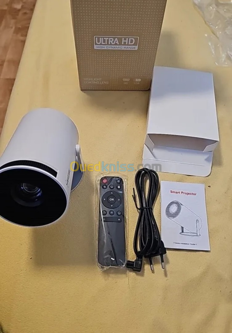 Magcubic Projector HY300 PRO Android 11 4k android 11 dual wifi 16