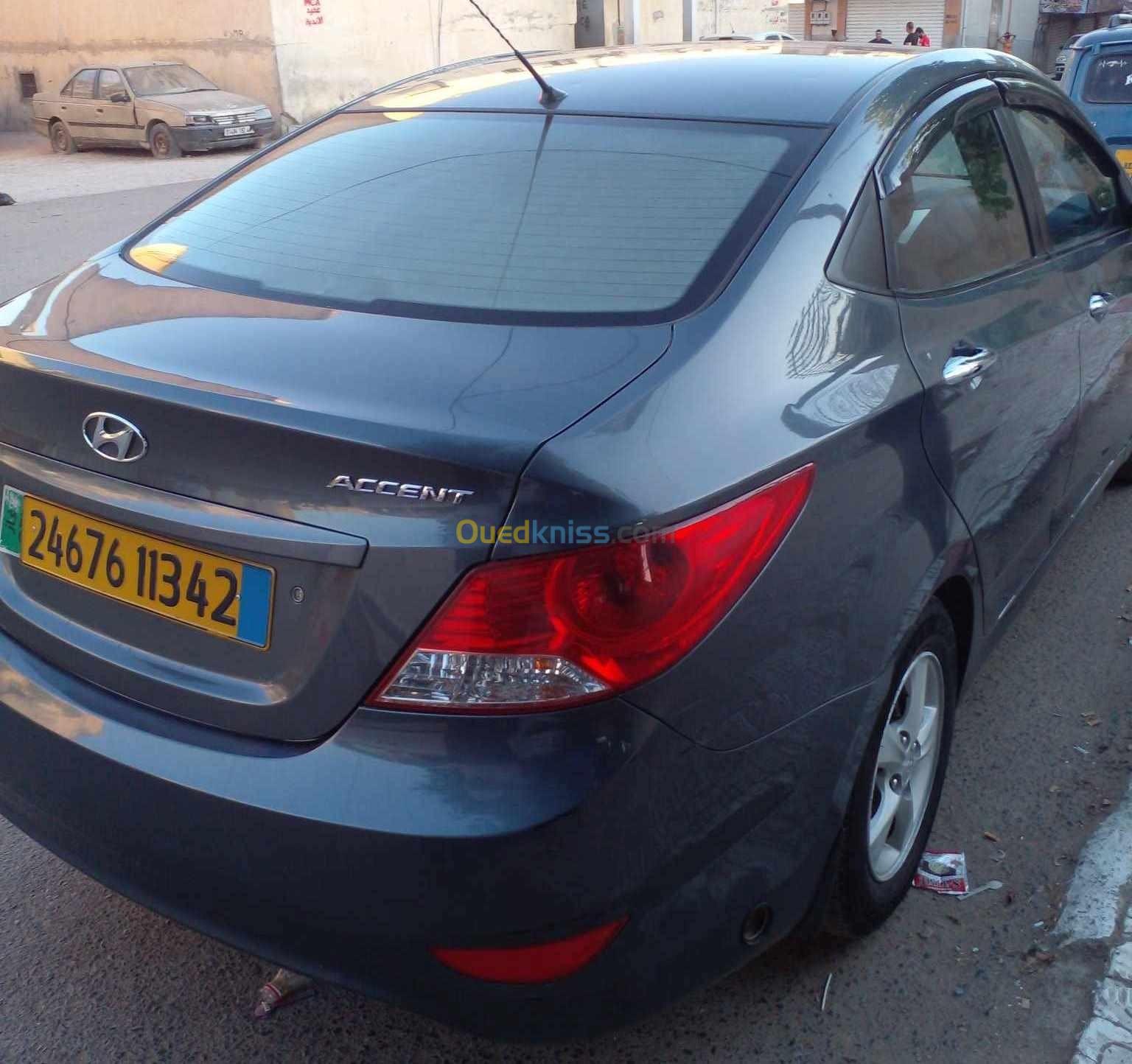 Hyundai Accent RB  5 portes 2013 Préstige