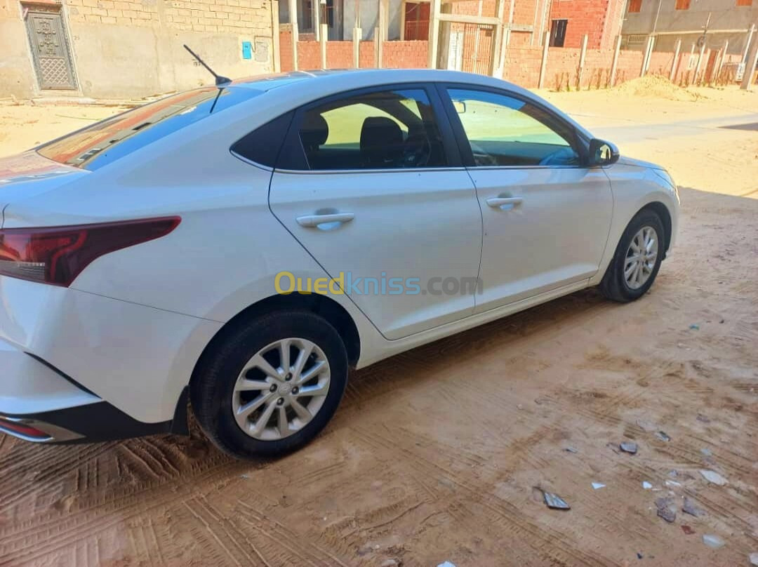 Hyundai Accent 2023 1.6 ess