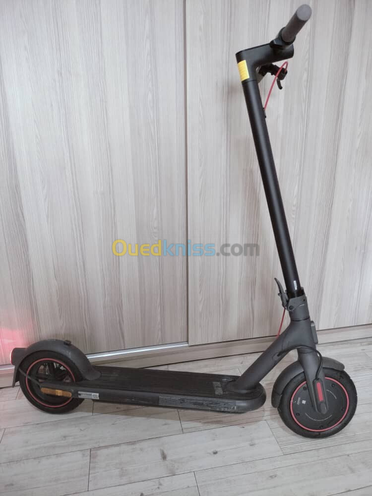 Trottinette electrique xiaomi pro 4