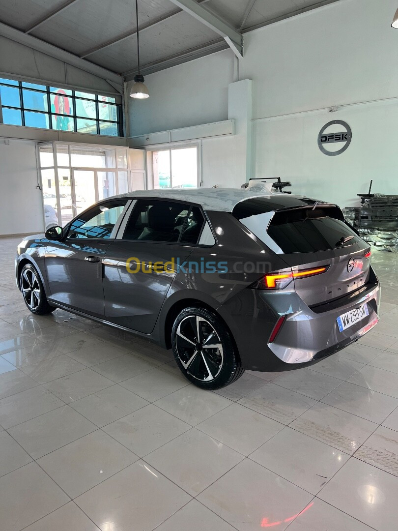 Opel Astra 2024 GS LINE