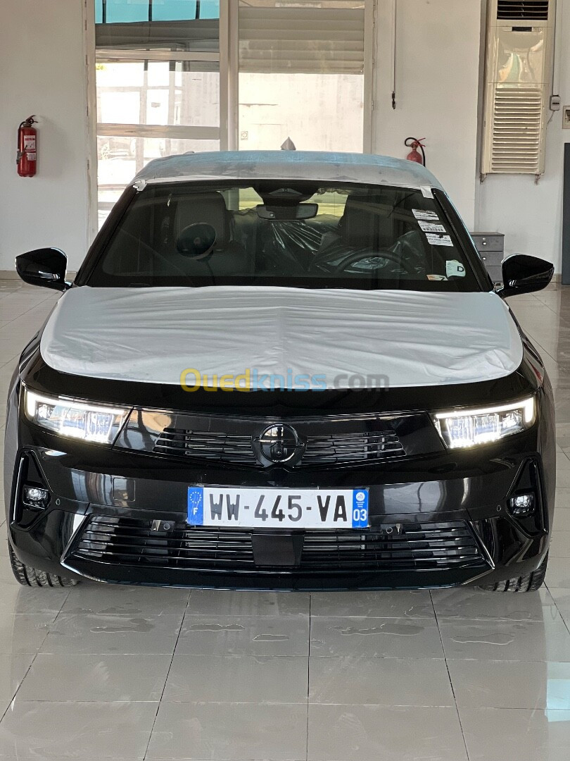 Opel Astra 2024 GS LINE