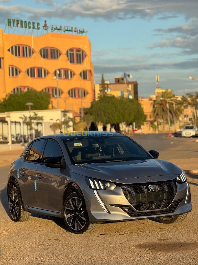 Peugeot 208 2023 GT