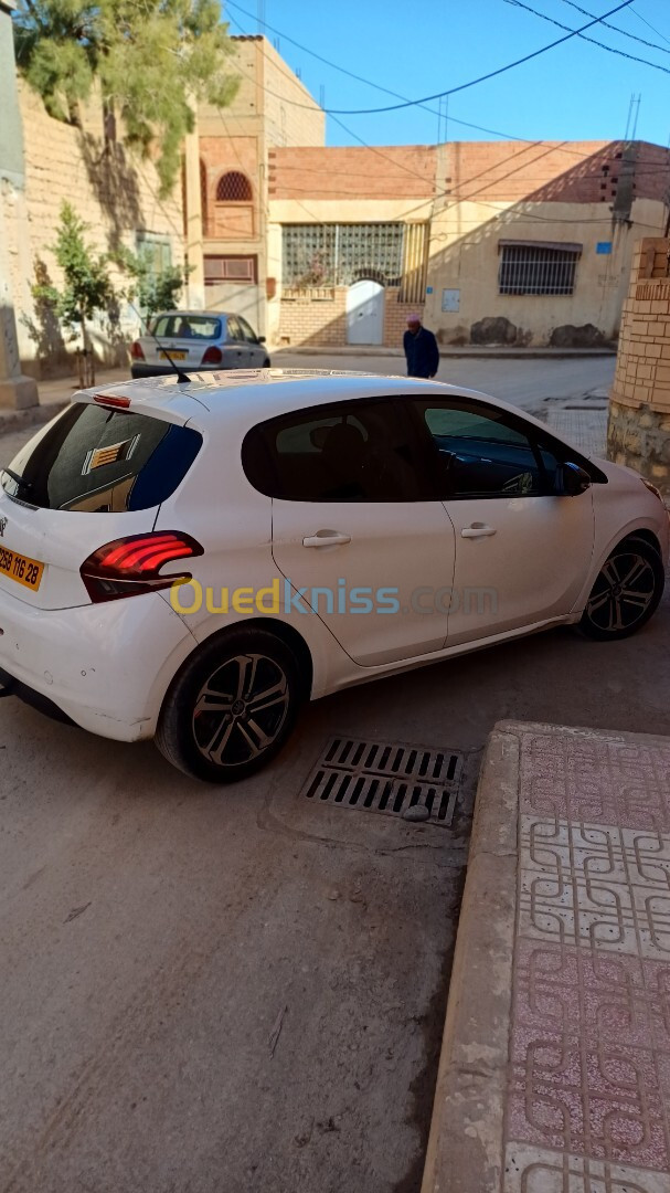 Peugeot 208 2016 Access Facelift