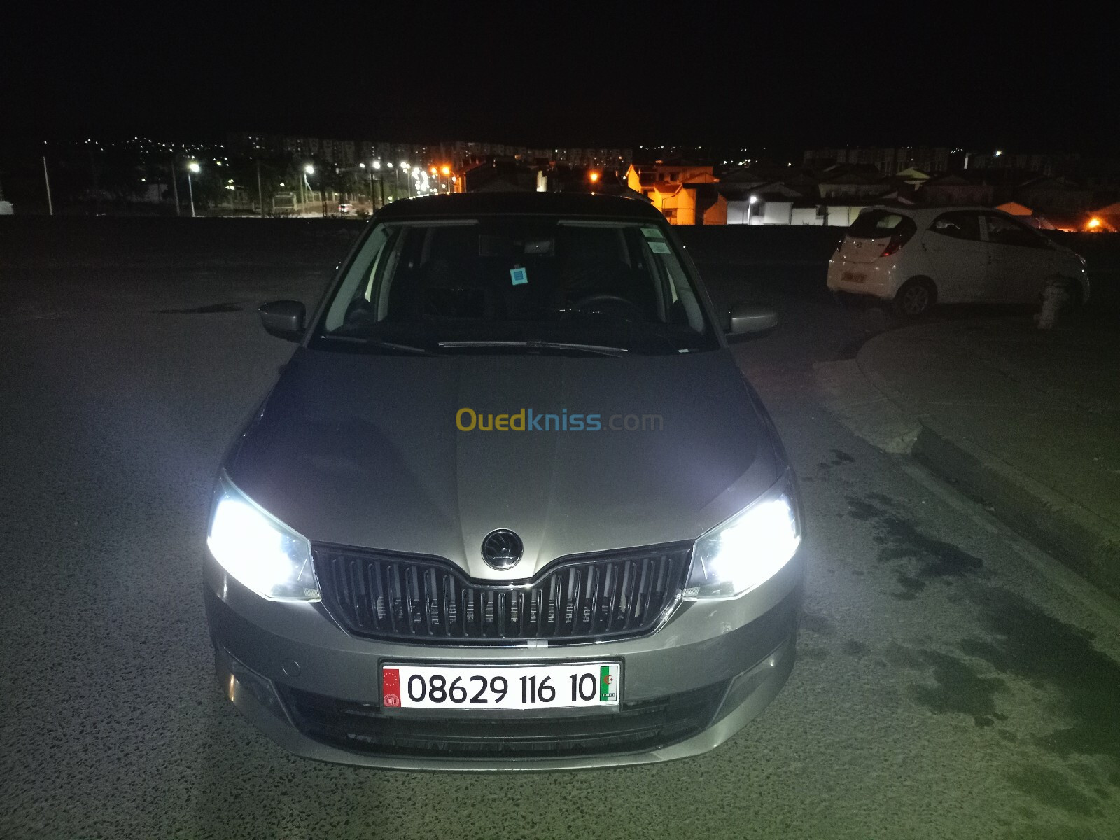 Skoda Fabia 2016 Style (avec toit panoramique)